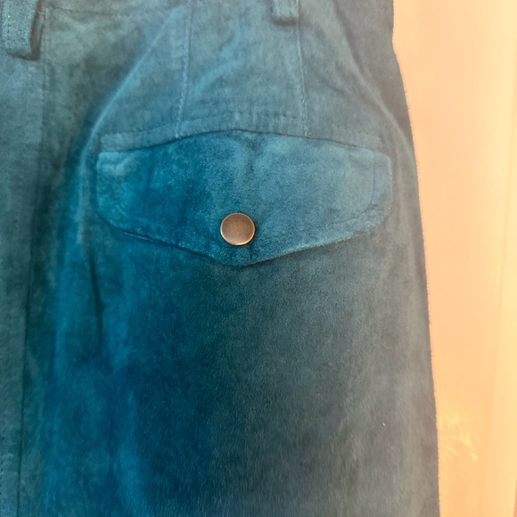 Vintage 90’s West Bay Leather Suede Teal Pleated Skirt, Size XS/S - Picture 5 of 9